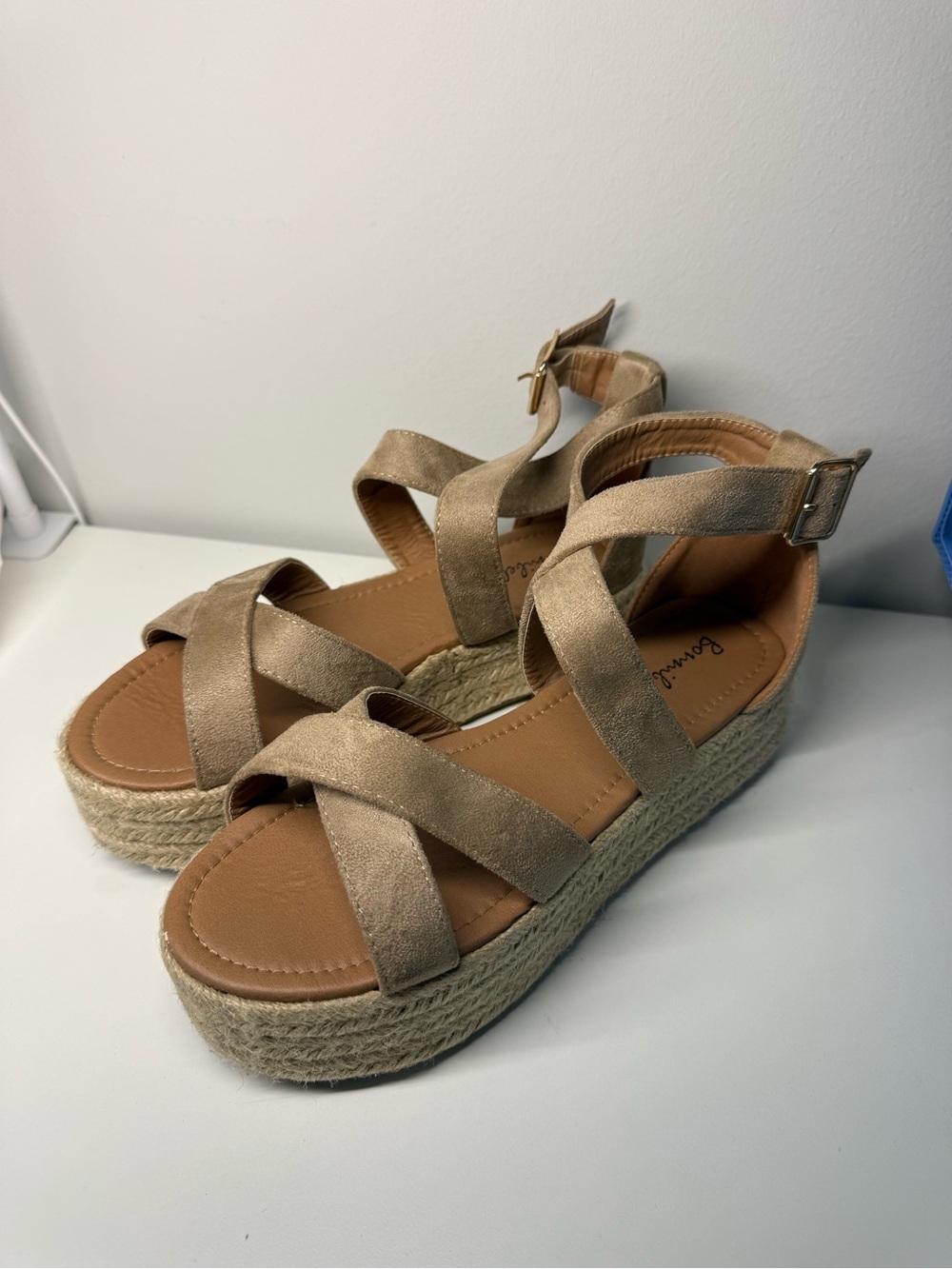 Bonnibel - Platform Sandal // SIZE 8.5